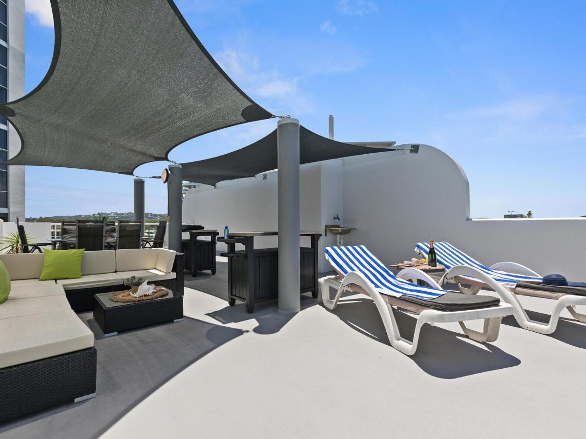 The Burlington Holiday Apartments Maroochydore Exterior photo