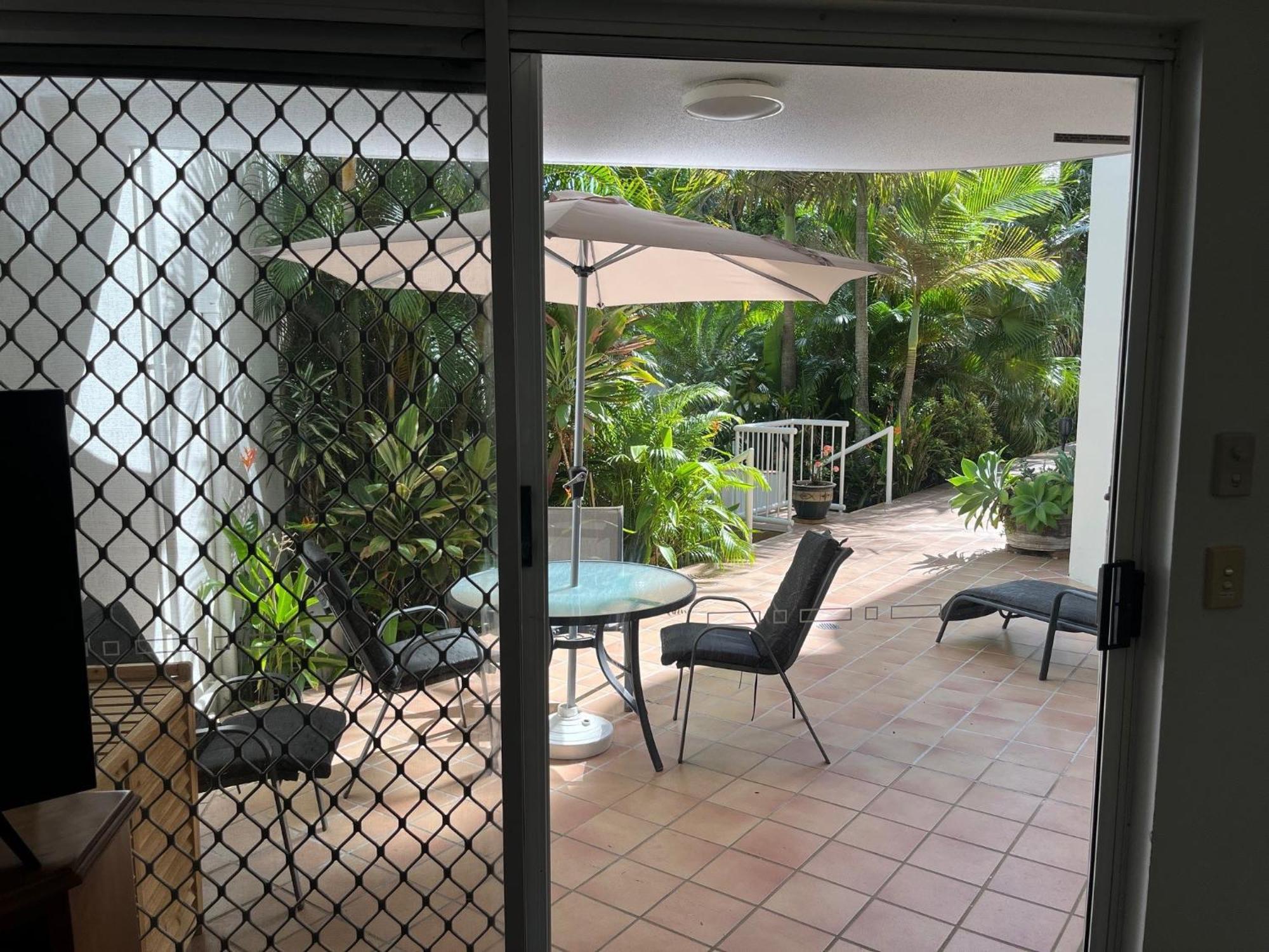 The Burlington Holiday Apartments Maroochydore Exterior photo