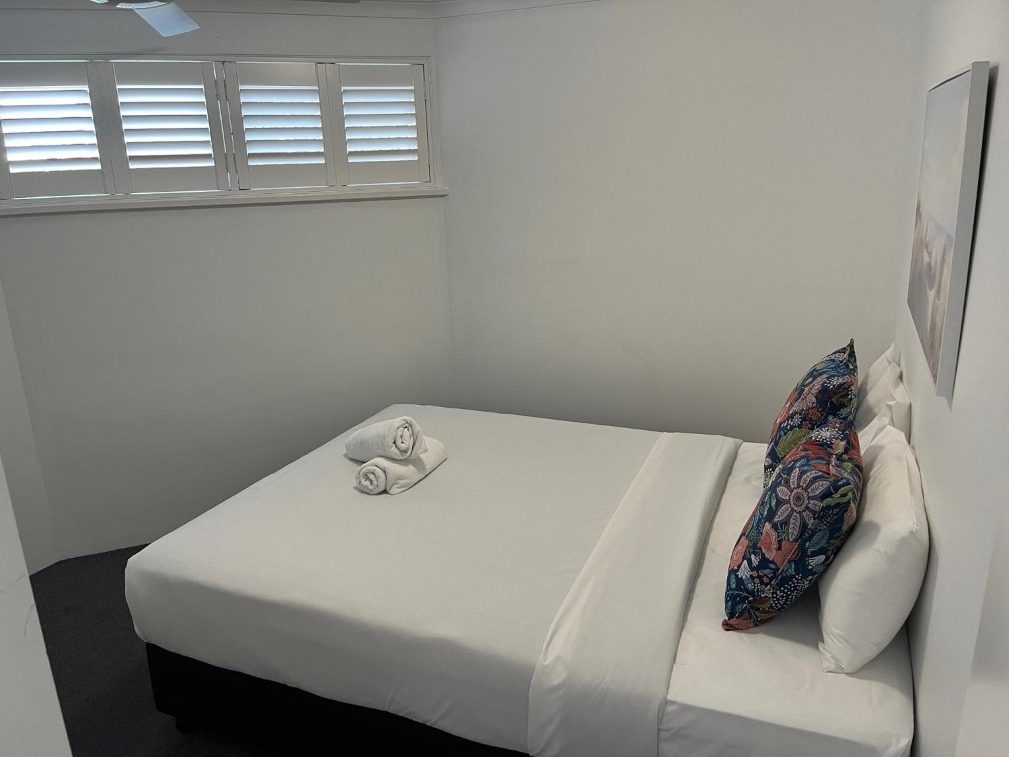 The Burlington Holiday Apartments Maroochydore Exterior photo