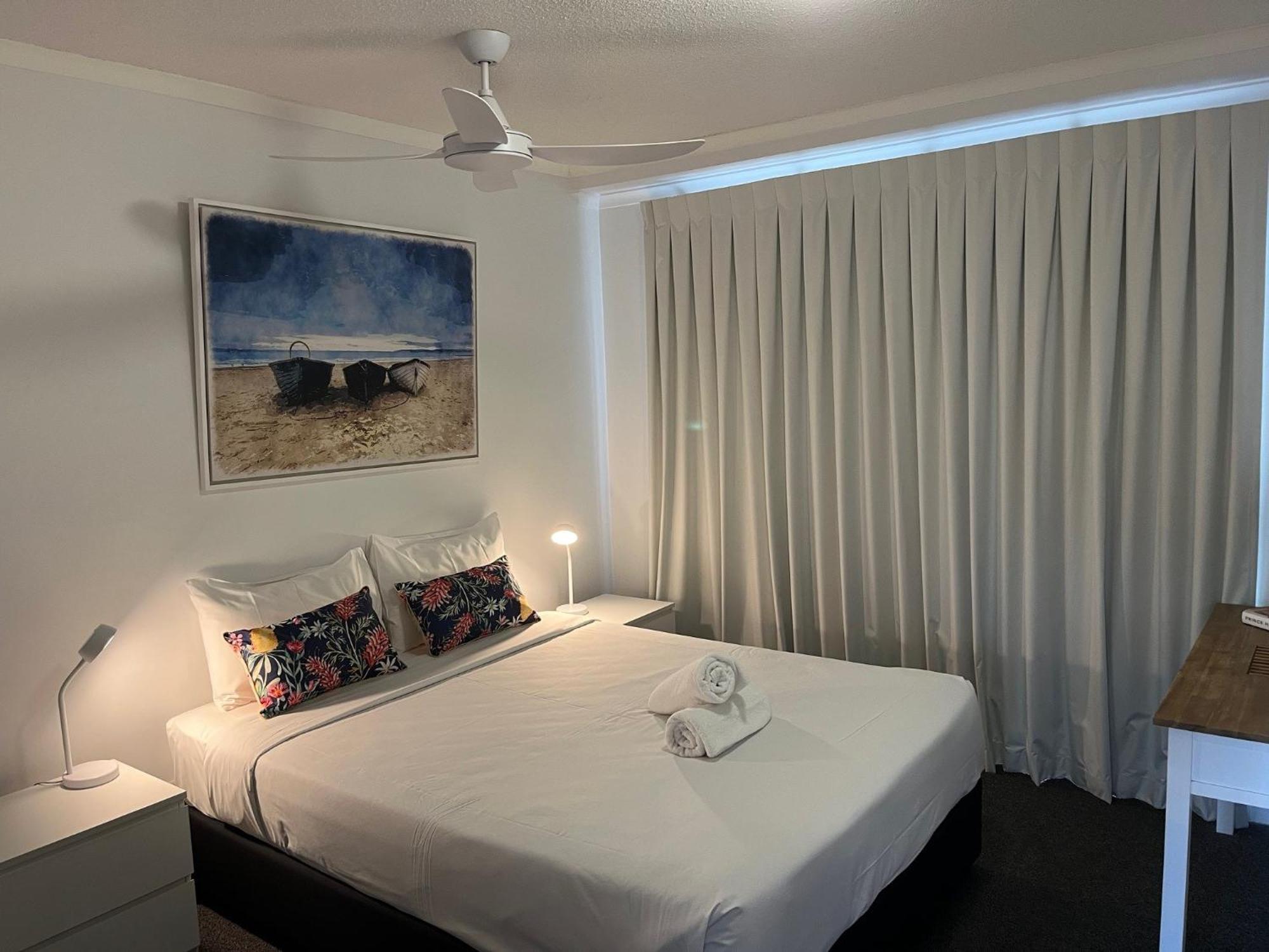 The Burlington Holiday Apartments Maroochydore Exterior photo