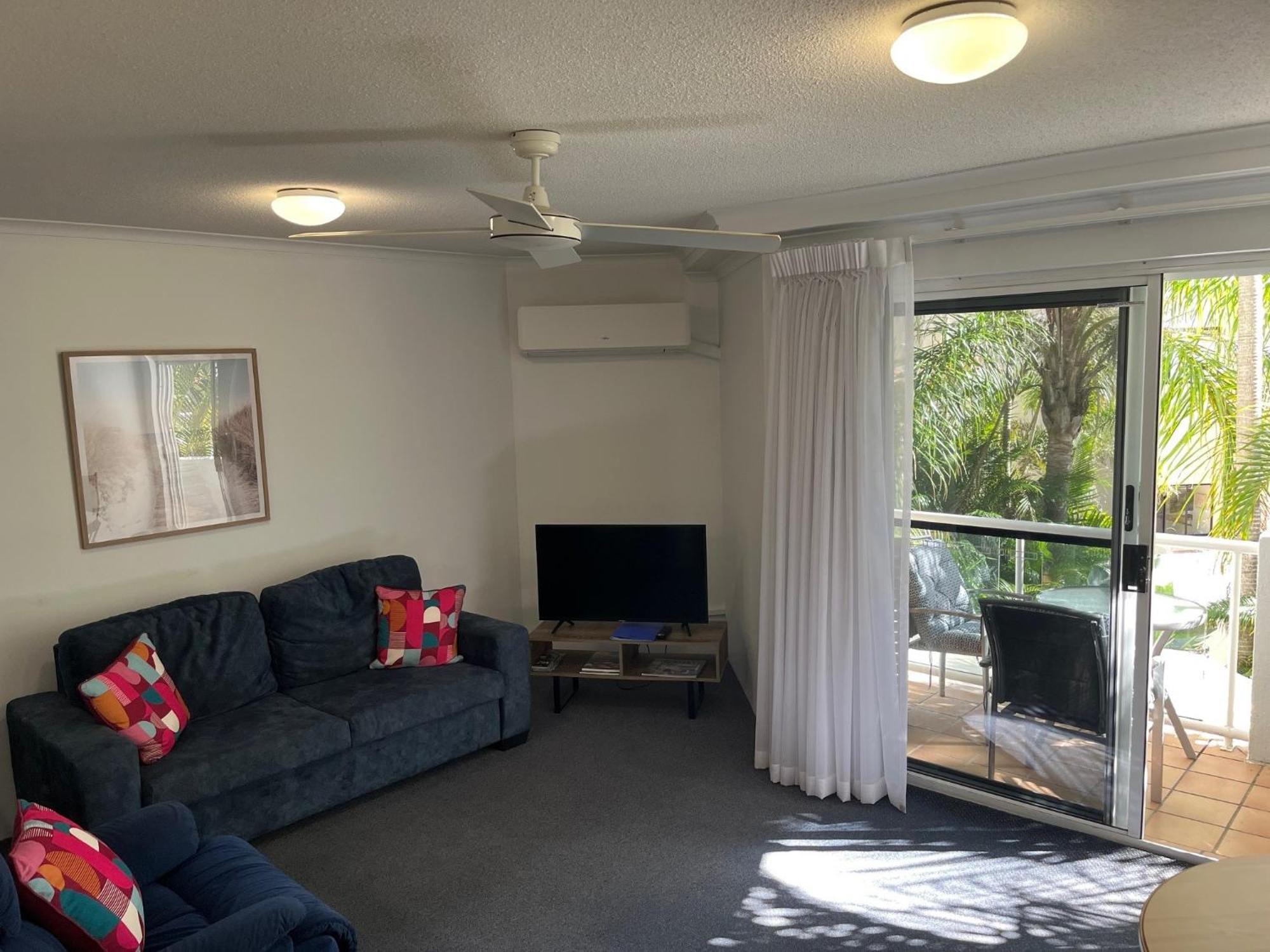 The Burlington Holiday Apartments Maroochydore Exterior photo