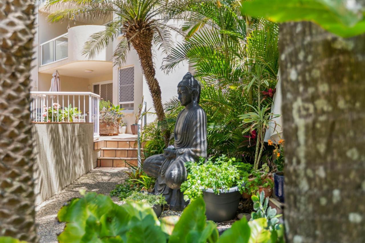 The Burlington Holiday Apartments Maroochydore Exterior photo